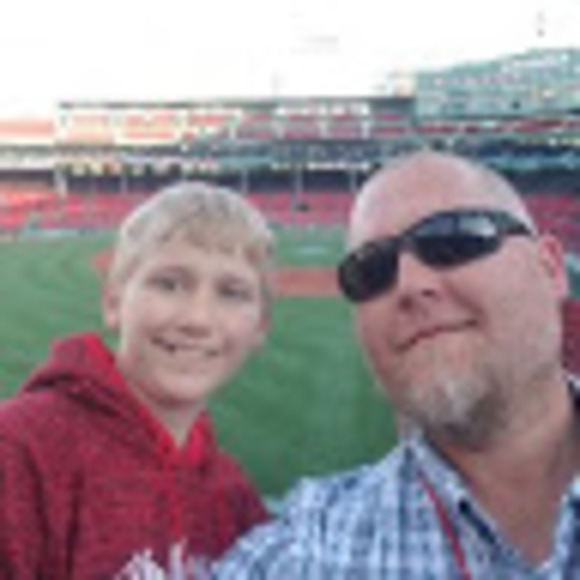 Profile Picture of Keith Reidhead (@keithreidhead) on Poshmark