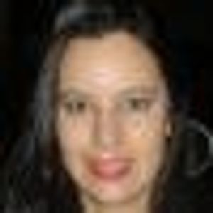 Profile Picture of Simone Campos (@403945010) on Myspace