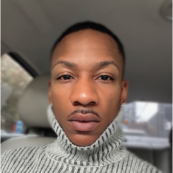 Profile Picture of Derrius Pattillo (@derriuspattillo) on Poshmark