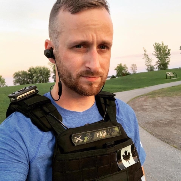 Profile Picture of Jonathan Fair (@va3jaf) on Poshmark