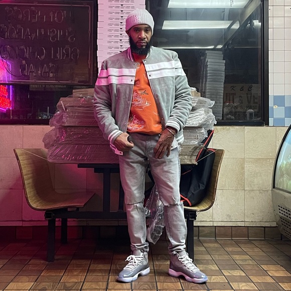 Profile Picture of Shaleem Oconnor (@shaleemoconnor) on Poshmark