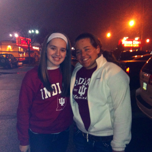 Profile Picture of Danielle Hosinski (@dhosinsk) on Poshmark