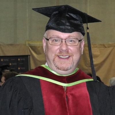 Profile Picture of Robert Beardsell (@IslandSwordsman) on Twitter