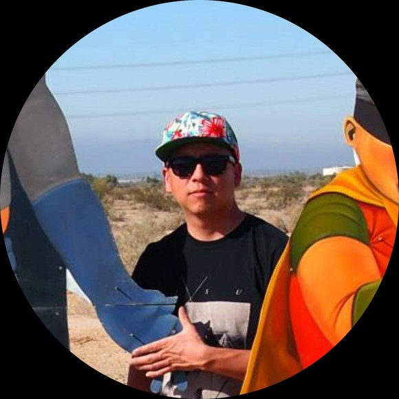 Profile Picture of Daniel Ryder (@danielryder) on Poshmark