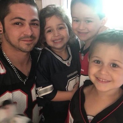 Profile Picture of Nick Puccio (@NickPuccio6) on Twitter