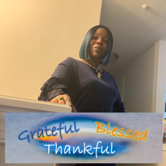 Profile Picture of Joyce Barcon (@joyce_barcon) on Poshmark