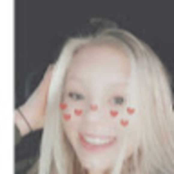 Profile Picture of Aaliyah Thompson (@aaliyahthomp874) on Poshmark