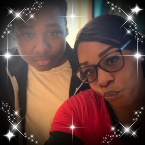 Profile Picture of Shanel Jones (@nellyvirgo28) on Poshmark