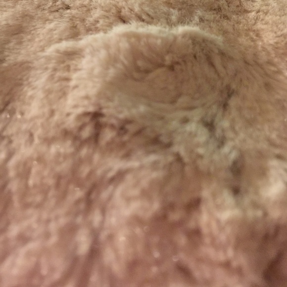 Profile Picture of Dawn Jordan (@dawnjordan) on Poshmark