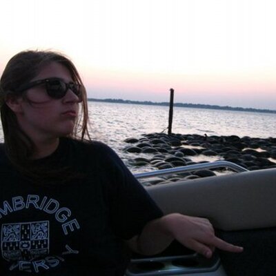 Profile Picture of Krissy Moore (@kuhrisseee) on Twitter