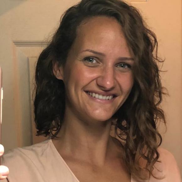 Profile Picture of Tanya Vanderlinde-wilpstra (@tanyaw36) on Poshmark