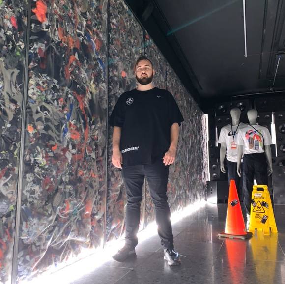 Profile Picture of Derek Steinke (@derekjs) on Poshmark