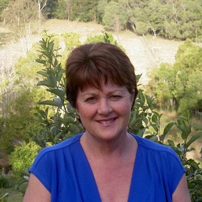 Profile Picture of Sue Daley (@Suesewsdaley) on Twitter