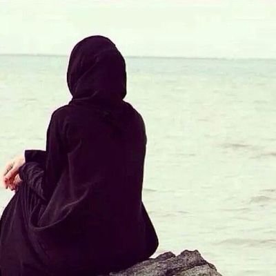 Profile Picture of Ayesha Qureshi (@ayeshaqureshi33) on Twitter