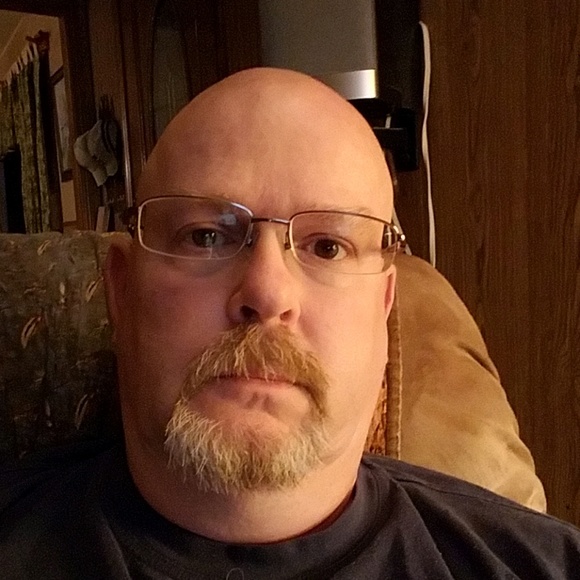 Profile Picture of Gerard Kaspar (@gerardkaspar) on Poshmark