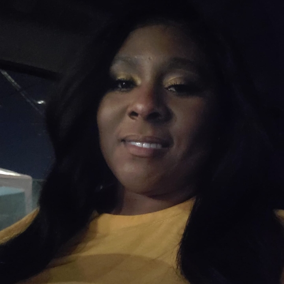 Profile Picture of Shawn Pierre (@sassie754) on Poshmark