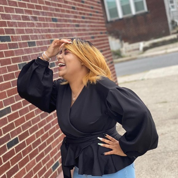 Profile Picture of Ashley j. Valerio rodriguez (@ashleyjvr1309) on Poshmark