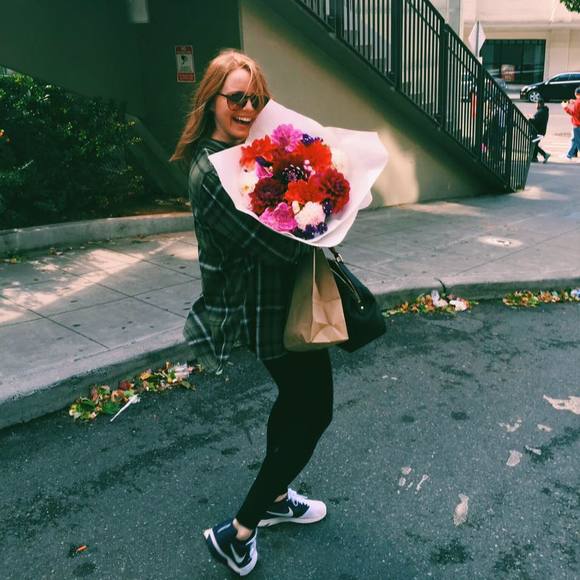 Profile Picture of Alyssa Dolata (@doolat) on Poshmark