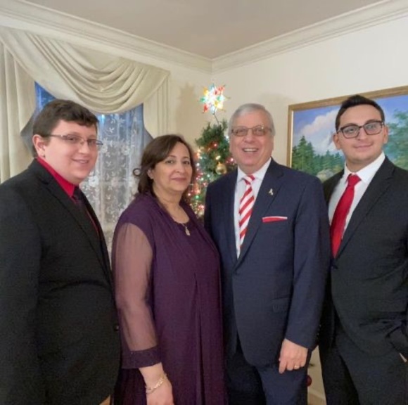 Profile Picture of Alber Moussa (@drmoussa123) on Poshmark