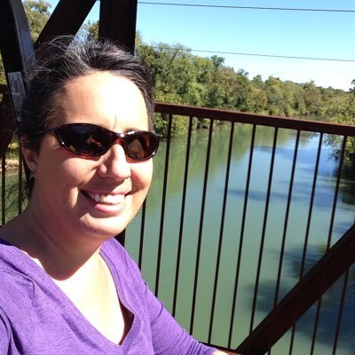 Profile Picture of Anna Mathis (@amathis82) on Twitter