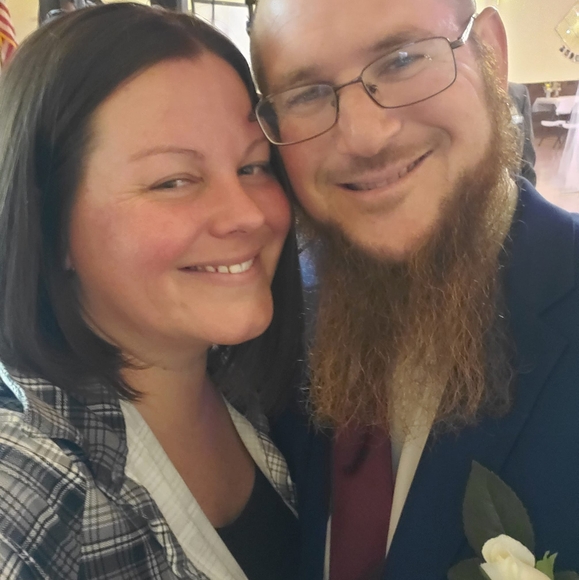 Profile Picture of Nikki Levinthal (@nml1211) on Poshmark