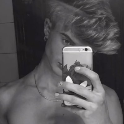 ALEJANDRO SOLA ⛈ - Twitter Profile Picture of ALEJANDRO SOLA ⛈ (@aleexsola02) on Twitter