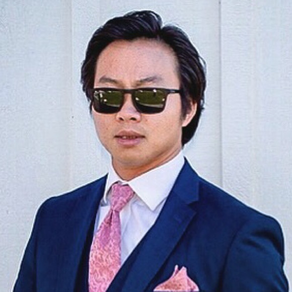 Profile Picture of Tim Huynh (@timz45) on Poshmark