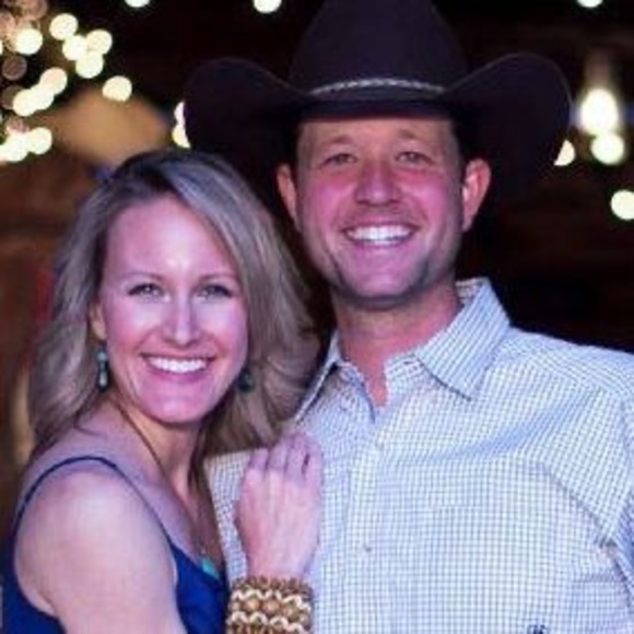 Andrea Chavanne - Poshmark Profile Picture of Andrea Chavanne (@archavanne) on Poshmark