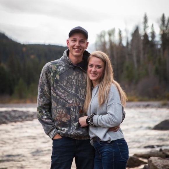 Profile Picture of Daphne Vanderzyl (@daphnevanderzyl) on Poshmark