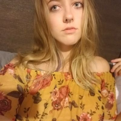 Profile Picture of Cristina Thompson (@CristinaAislinn) on Twitter