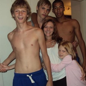 Profile Picture of Devin Wilmoth (@iloveher4life1) on Myspace