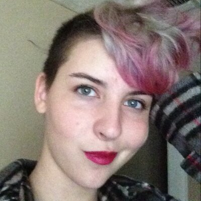 Profile Picture of Tori Carlile (@_bearded_lady) on Twitter
