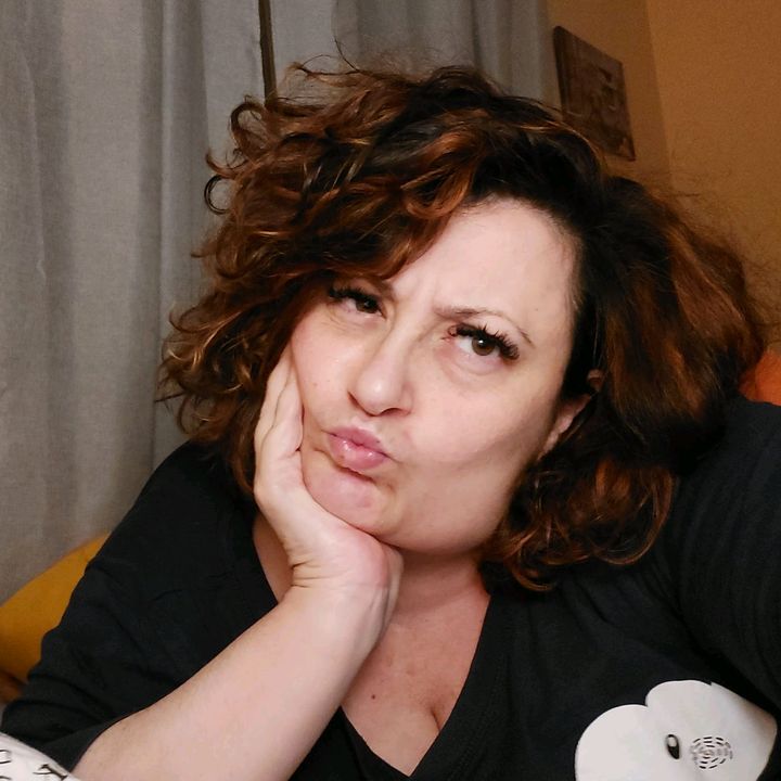 Profile Picture of Michele Napoleone (@avonmagicforever) on Tiktok