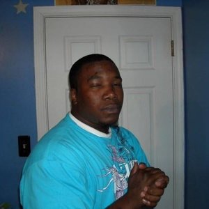 Profile Picture of Hook 'em (@hookemrecords) on Myspace