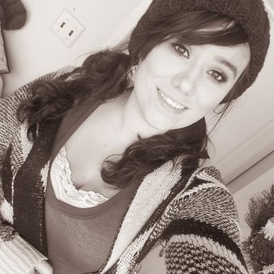 Profile Picture of Natalia Larsen (@natalialarsen_) on Twitter