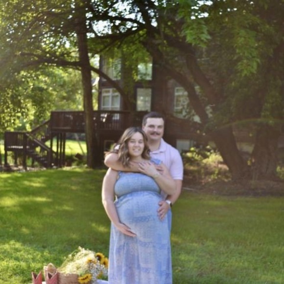 Profile Picture of Abby Mitchell freitas (@abbymitchell967) on Poshmark