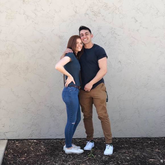 Profile Picture of Jacob Calabrese (@jacobaaron03) on Poshmark