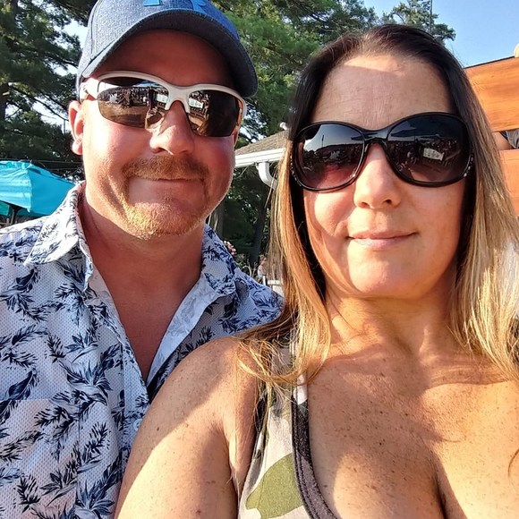 Profile Picture of Kellie Harer (@kellieharer) on Poshmark