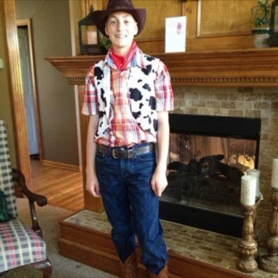 Profile Picture of Devin Keen (@StuffDevinKSays) on Twitter