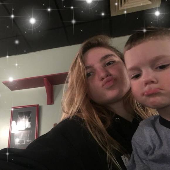 Profile Picture of Jenica Debeni (@coolcatj1000) on Poshmark