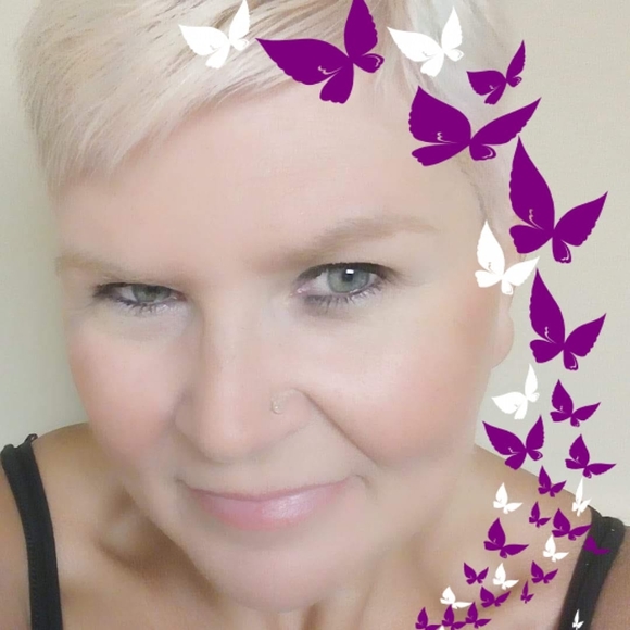 Profile Picture of Tammy Aldous (@tammyaldous) on Poshmark