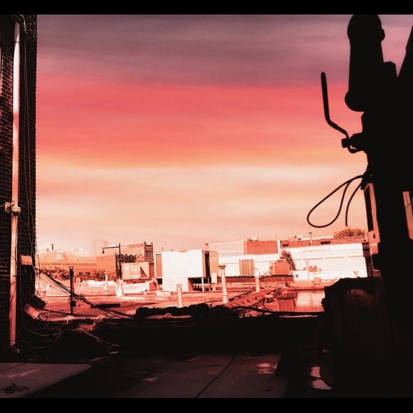 Profile Picture of Nely Lopez (@poshlopez16) on Poshmark