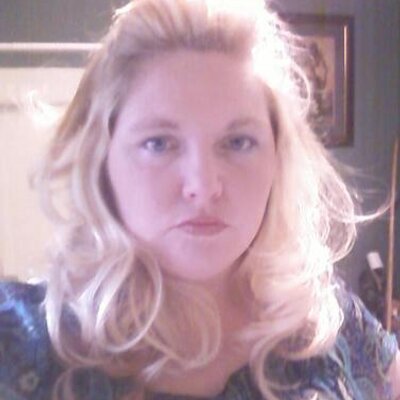 Profile Picture of Karen M. Barron (@karharbar) on Twitter