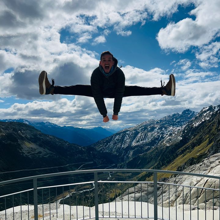 Profile Picture of arielron123 (@arielron123) on Tiktok