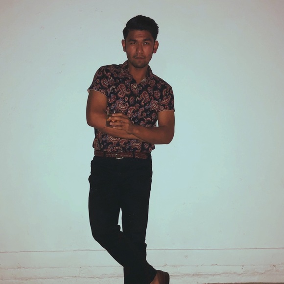 Profile Picture of Kevin Bachar (@ksb411) on Poshmark