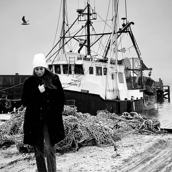 Cassandre Tissot - Poshmark Profile Picture of Cassandre Tissot (@cassandretissot) on Poshmark