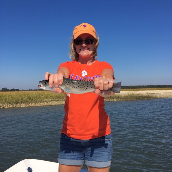 Profile Picture of Sylvia Rivers (@silverbird90) on Poshmark