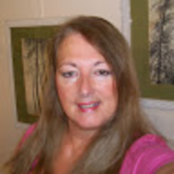Profile Picture of Sharon Bates (@sharonbates53) on Poshmark
