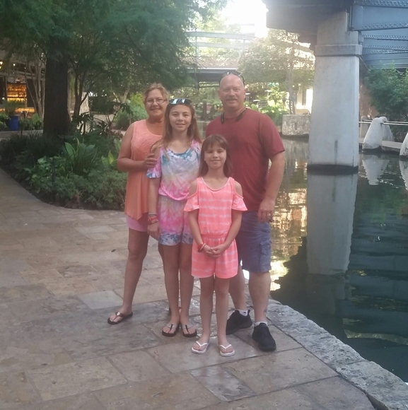 Profile Picture of Debbie Walrath-mitchell (@mitchell906) on Poshmark