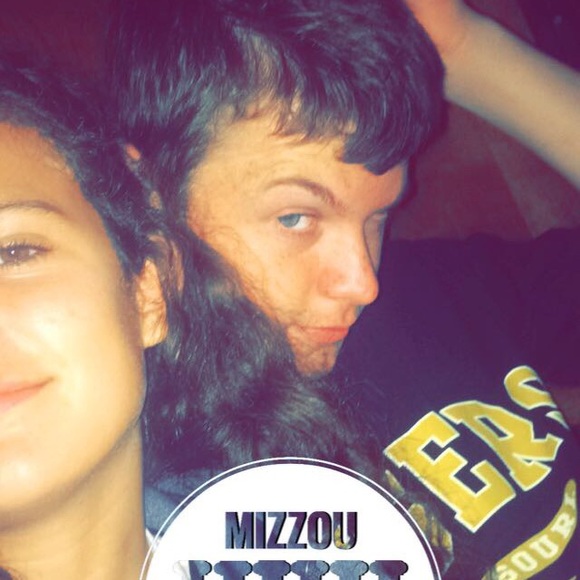 Profile Picture of Anabel Throckmorton (@abel127) on Poshmark